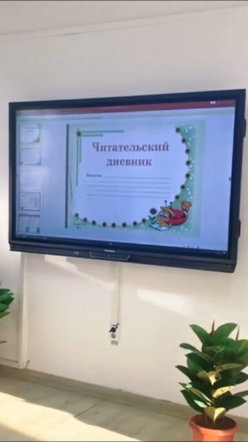 📚 "Кітап оқитын ұлт" жобасы іс жүзінде!
Қарағанды технология және сервис колледжінде "Кітап оқитын ұлт" республикалық жобасы аясында кітаптар талқыланды.
Студенттер өз әсерлерімен белсенді түрде бөлісті, шығармалардың кейіпкерлері мен тақырыптары туралы талқылады, кітаптардағы адамгершілік құндылықтар мен өмірлік сабақтарды талқылады.
💬 Мұндай кездесулер оқу мәдениетін, сыни ойлауды және әдебиетке деген сүйіспеншілікті дамытуға көмектеседі.
Әр команда оған ерекше әсер қалдырған шығарманы таңдап, оның бүгінгі күні неге маңызды екенін айтты.
✨ Оқу ұрпақты біріктіреді, шабыттандырады және рухани бай тұлғаны қалыптастырады.
"Кітап оқитын ұл" жобасы жалғасуда және студенттерді жаңа кітаптар мен жаңа ашылулар күтіп тұр!

📚 Проект «Читающая нация» в действии!
В Карагандинском колледже технологии и сервиса состоялось обсуждение книг в рамках республиканского проекта «Читающая нация».
Студенты активно делились своими впечатлениями, рассуждали о героях и темах произведений, обсуждали нравственные ценности и жизненные уроки, заложенные в книгах.
💬 Такие встречи помогают развивать культуру чтения, критическое мышление и любовь к литературе.
Каждая команда выбрала произведение, которое произвело на него особое впечатление, и рассказал, почему оно важно именно сегодня.
✨ Чтение объединяет поколения, вдохновляет и формирует духовно богатую личность.
Проект «Читающая нация» продолжается, и впереди студентов ждут новые книги и новые открытия!
#кітапоқитынұлт #ЧитающаяНация #кктис #адалазамат #адаленбек  #кітапхана #КультураЧтения  #ЧитаемВместе
@umckrg @obb_qaragandy @saryarkadaryny.kz